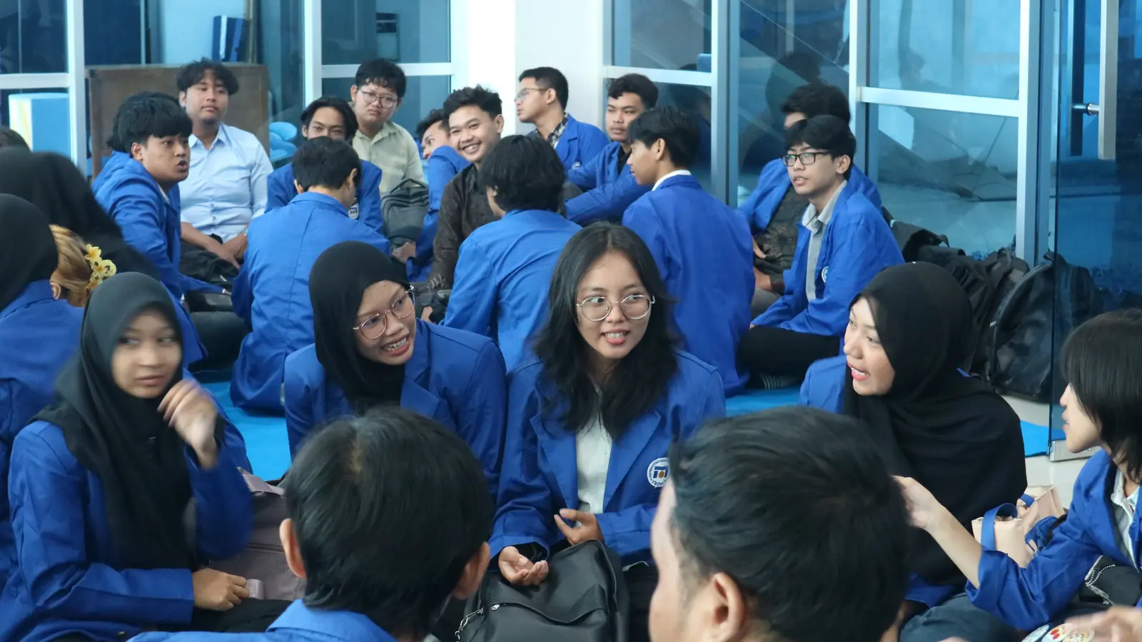 Tanya jawab di kelas